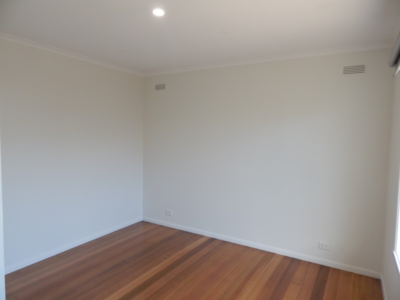 26 Glover Street, Newcomb VIC 3219