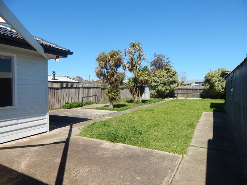 26 Glover Street, Newcomb VIC 3219
