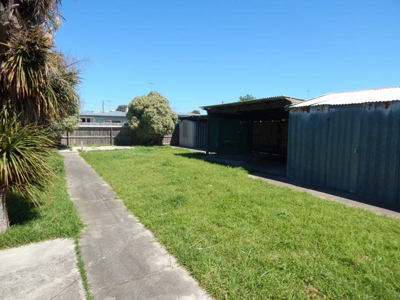 26 Glover Street, Newcomb VIC 3219