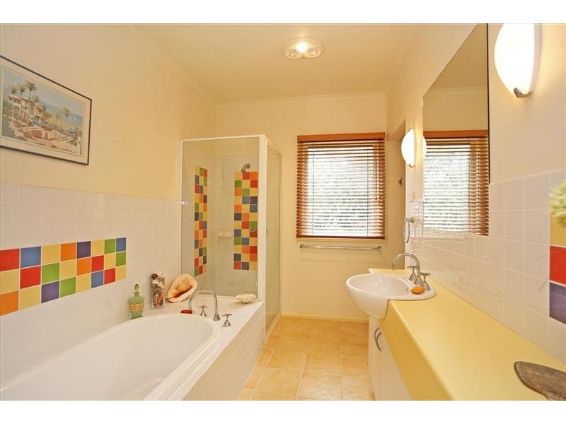 56 Beach Road, Torquay VIC 3228