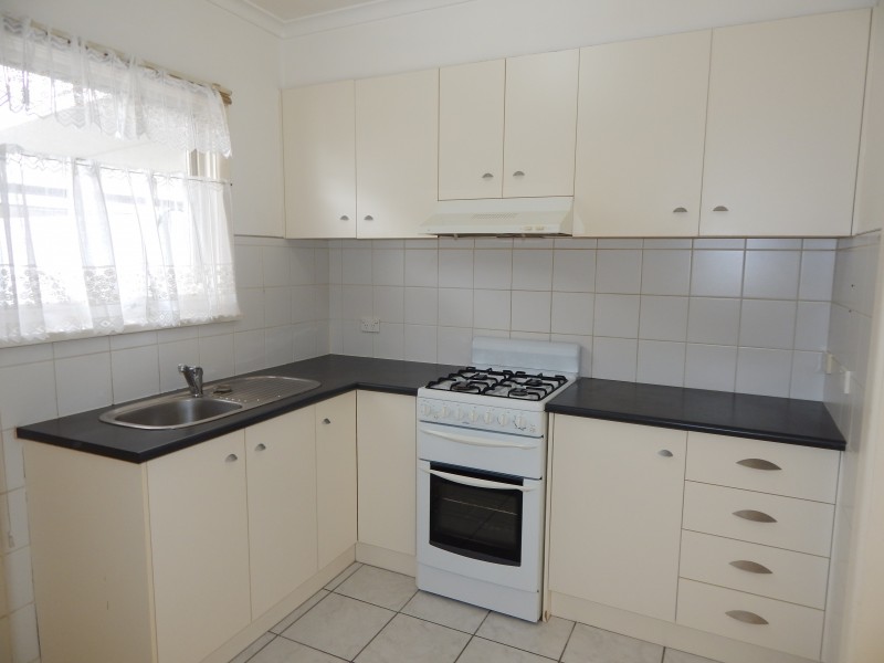 1/10-12 Norwood Street, Herne Hill VIC 3218