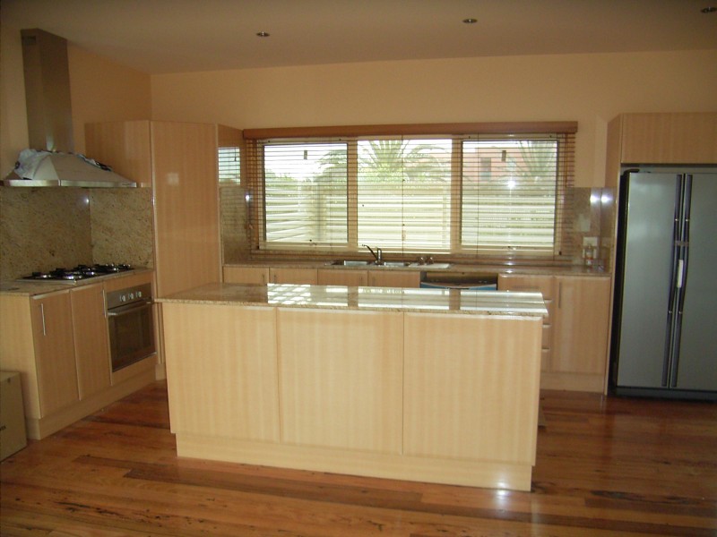 1/17 The Esplanade, Torquay VIC 3228