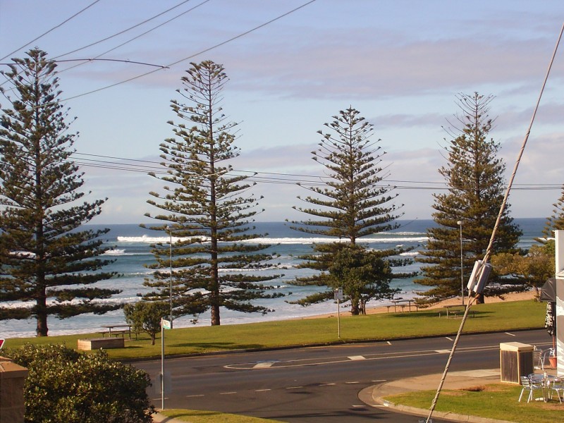 1/17 The Esplanade, Torquay VIC 3228