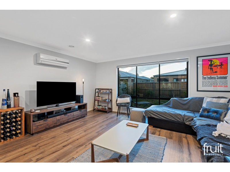 12 GALACTIC STREET, Mount Duneed VIC 3216