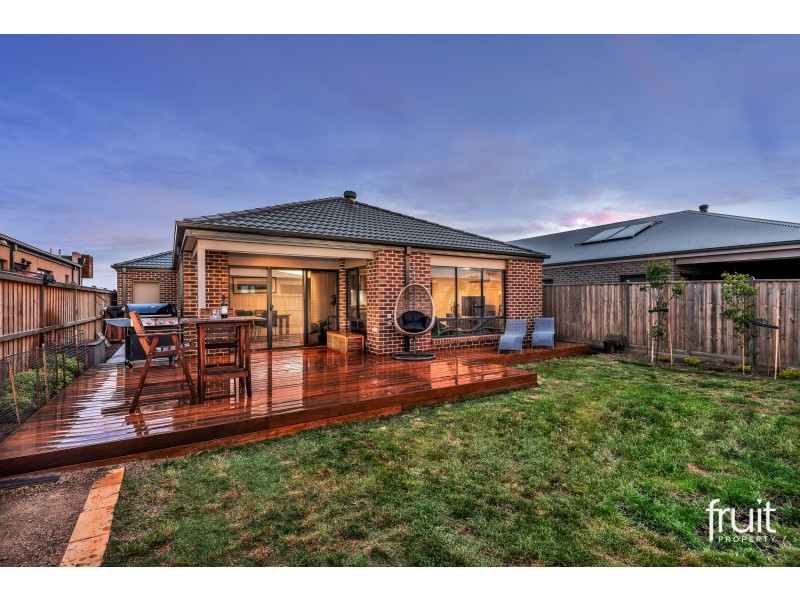 12 GALACTIC STREET, Mount Duneed VIC 3216