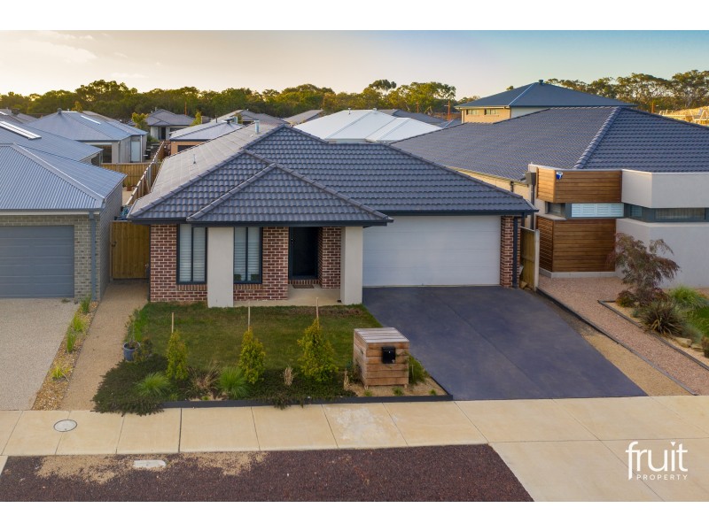 12 GALACTIC STREET, Mount Duneed VIC 3216
