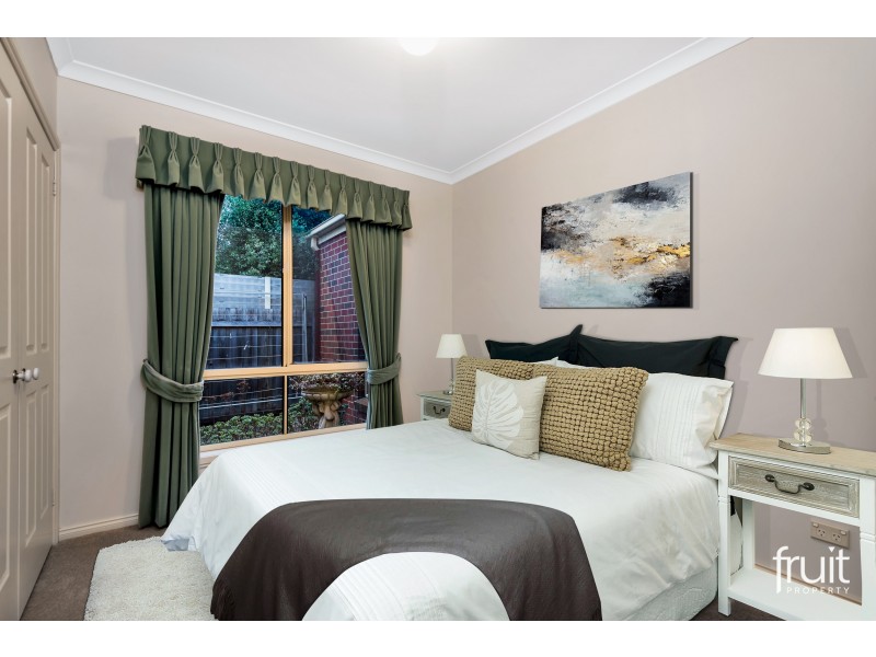 1/15 Waddington Court, Highton VIC 3216