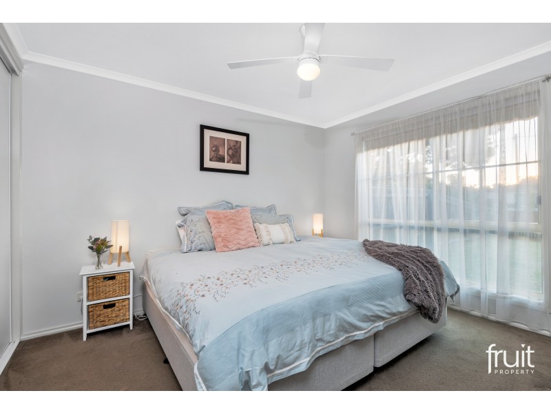 2/6 VINCENT COURT, Whittington VIC 3219