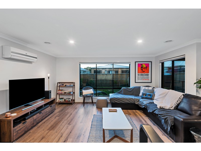 12 GALACTIC STREET, Mount Duneed VIC 3216