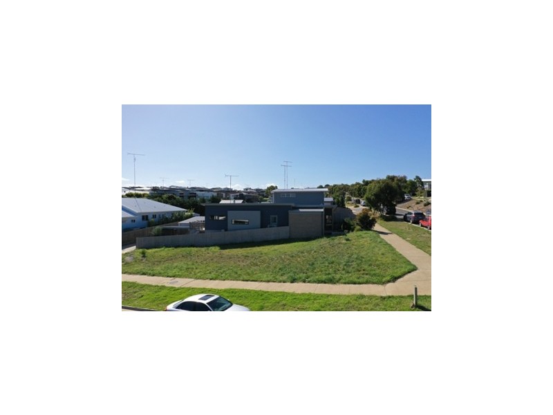 70 Eton Road, Torquay VIC 3228