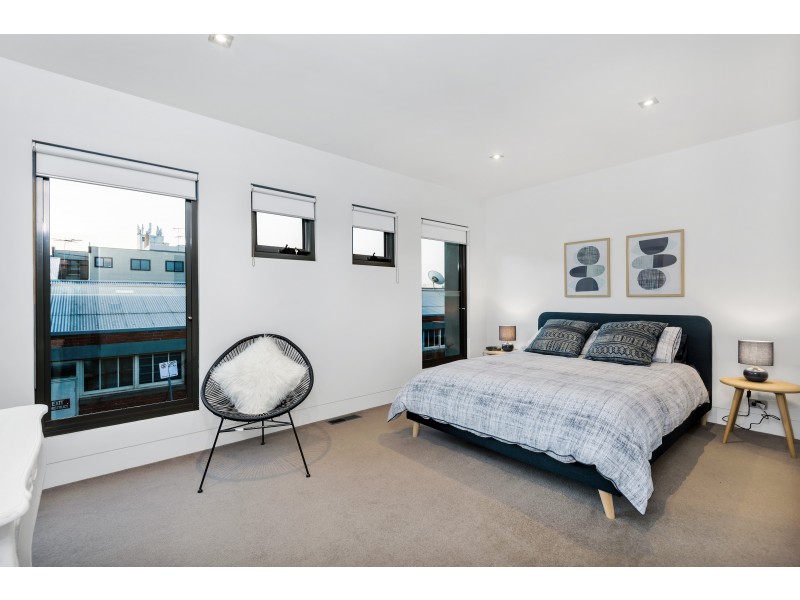 4 SMYTHE PLACE, Geelong VIC 3220