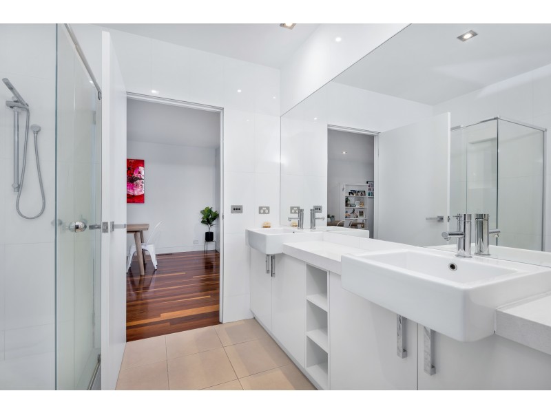 4 SMYTHE PLACE, Geelong VIC 3220