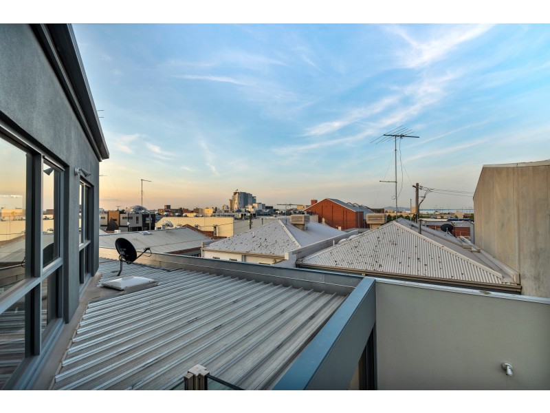 4 SMYTHE PLACE, Geelong VIC 3220