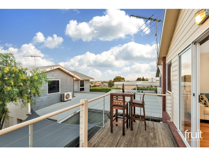 1/126 Fischer Street, Torquay VIC 3228