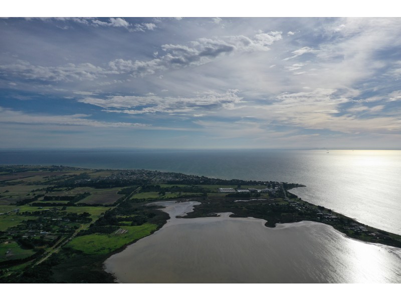 4 Amelia Place, St Leonards VIC 3223