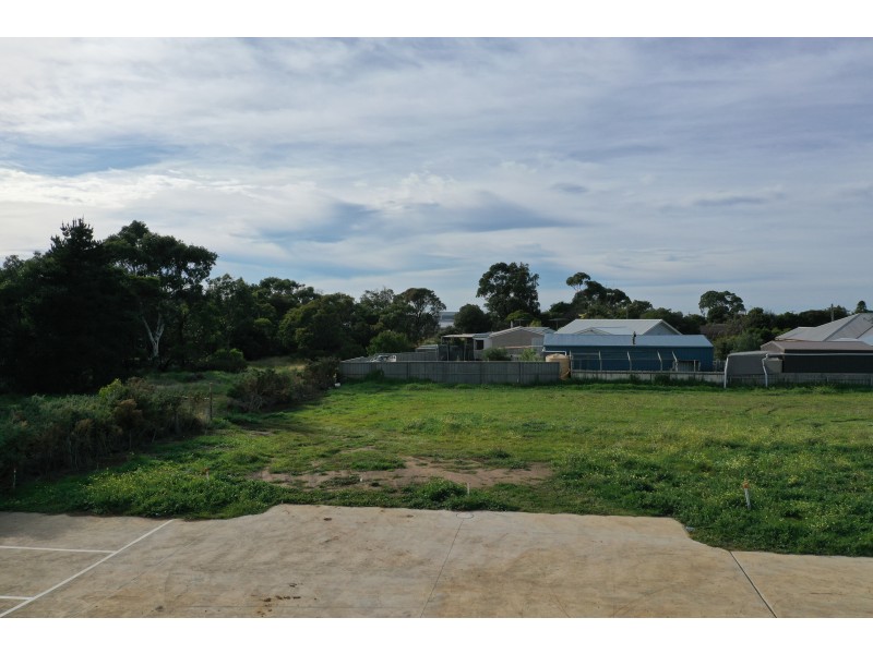 4 Amelia Place, St Leonards VIC 3223