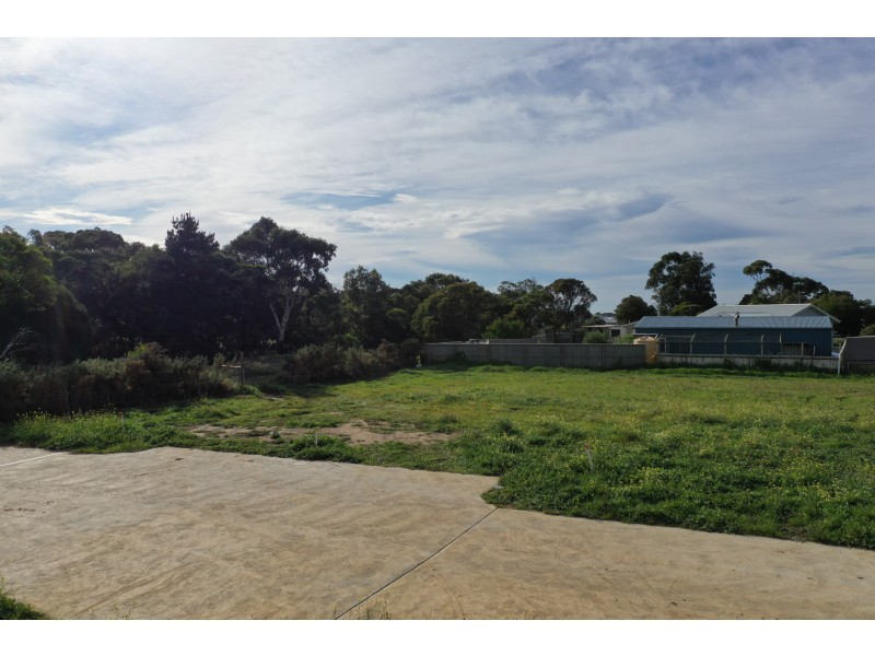 4 Amelia Place, St Leonards VIC 3223