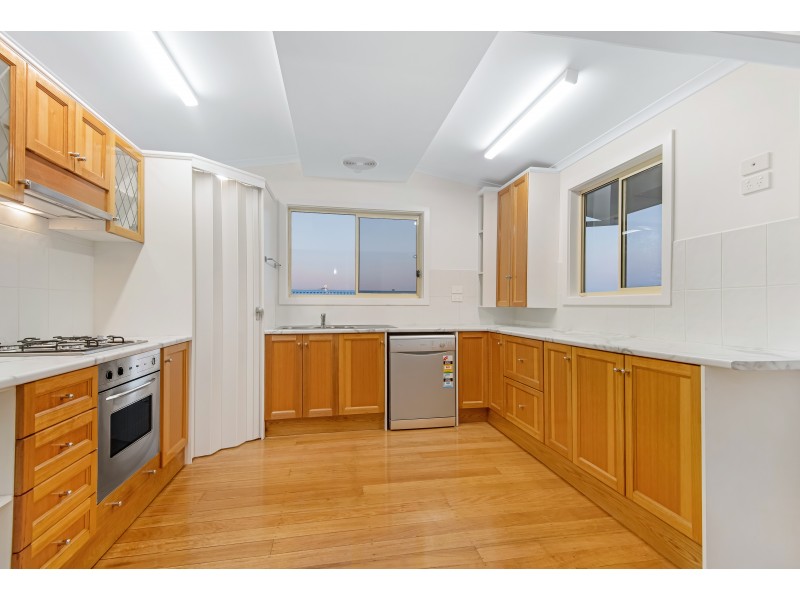 2A Royal Crescent, Hamlyn Heights VIC 3215