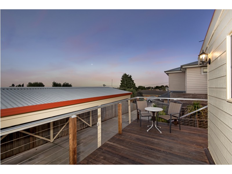 2A Royal Crescent, Hamlyn Heights VIC 3215