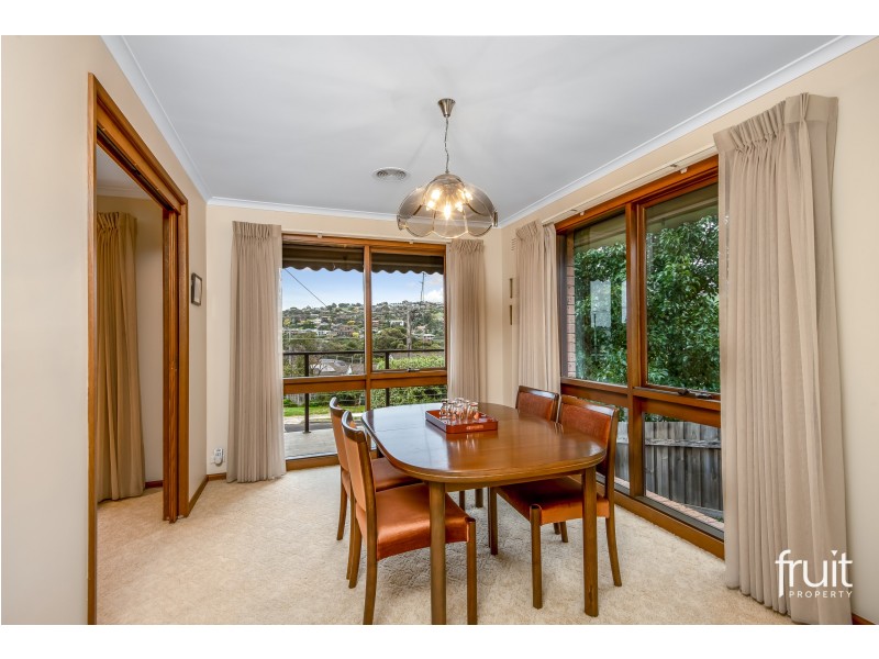 4 JACKMAN ROAD, Newtown VIC 3220