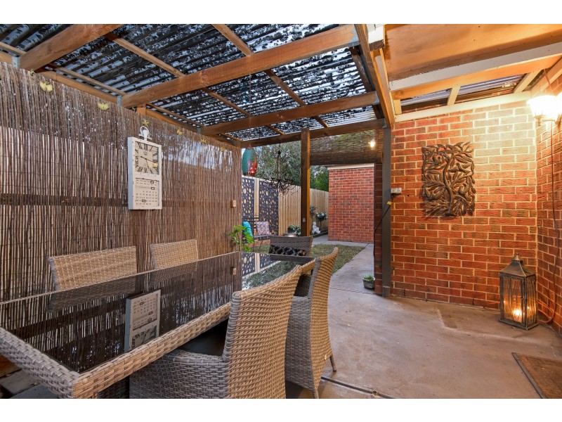 38 QUAMBY AVENUE, Hamlyn Heights VIC 3215