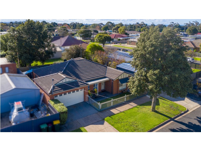 38 QUAMBY AVENUE, Hamlyn Heights VIC 3215