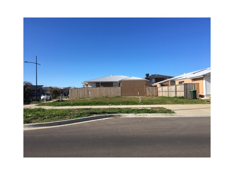 37 Rosser Boulevard, Torquay VIC 3228