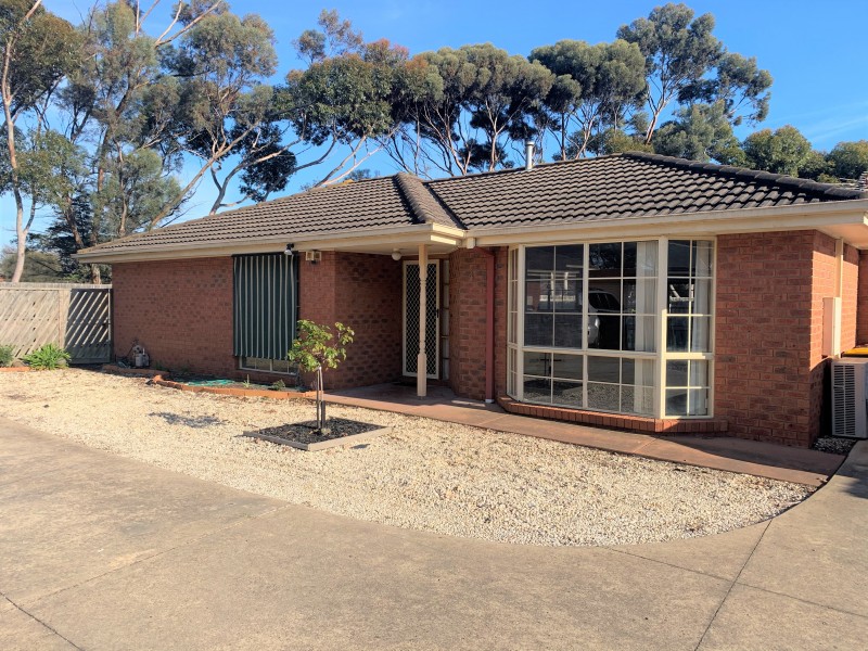 4/8 Shaw Close, Bell Post Hill VIC 3215