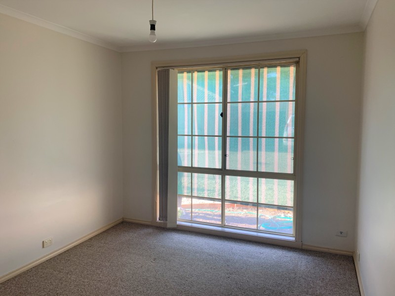 4/8 Shaw Close, Bell Post Hill VIC 3215