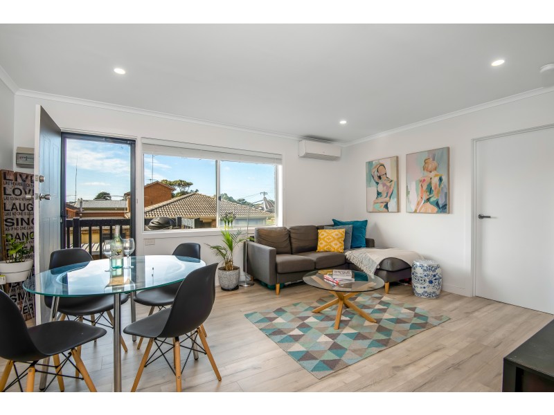 3/42 DUDLEY PARADE, St Leonards VIC 3223