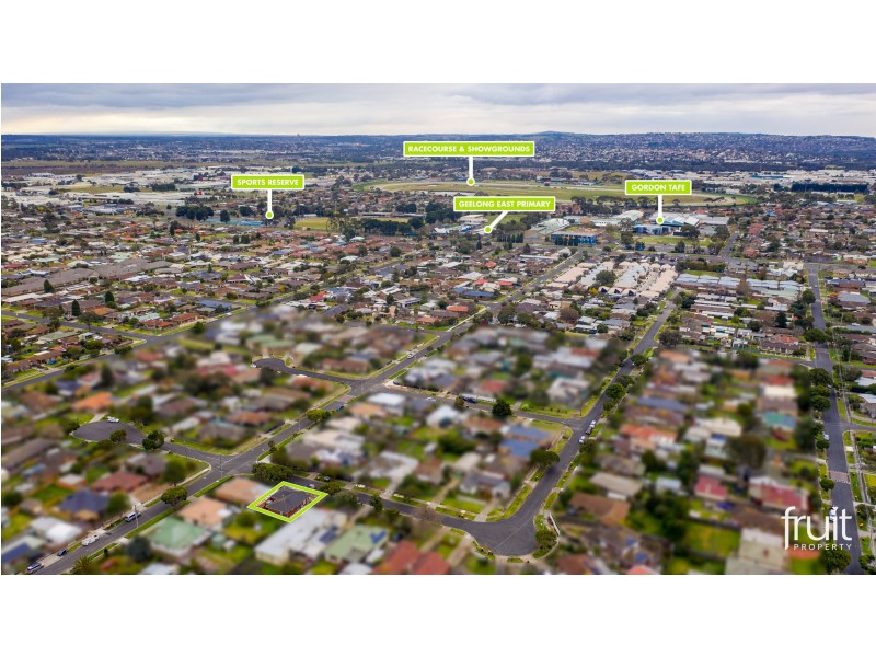 1/2 VINCENT COURT, Whittington VIC 3219