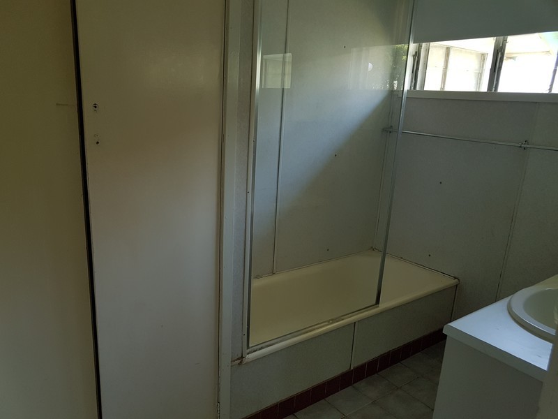 4 Clive Street, Goodna QLD 4300