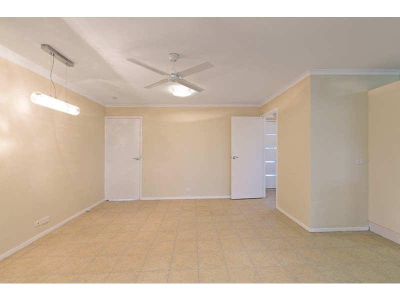 33-35 Islandview Street, Barellan Point QLD 4306