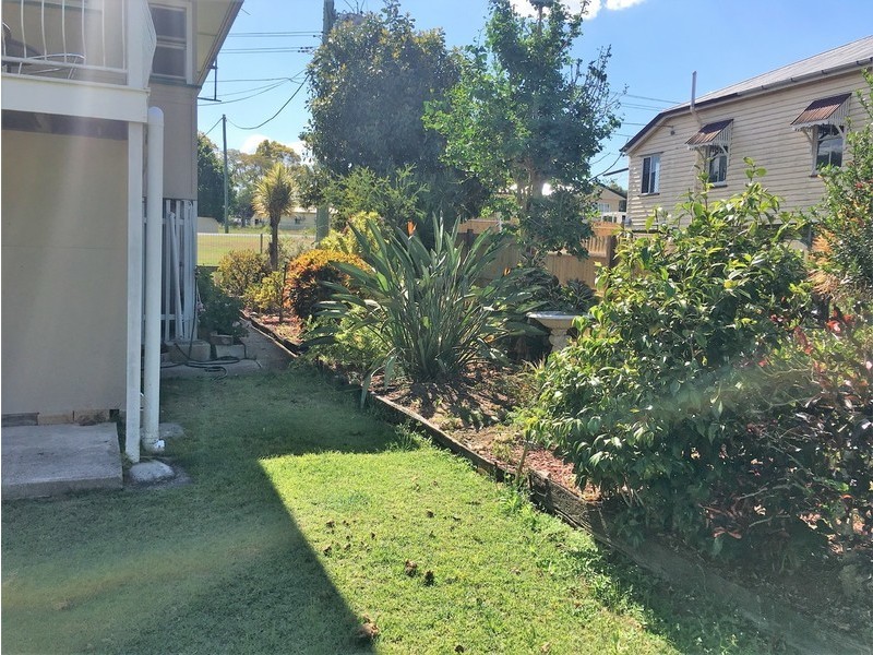 13 Pelican Street, North Ipswich QLD 4305