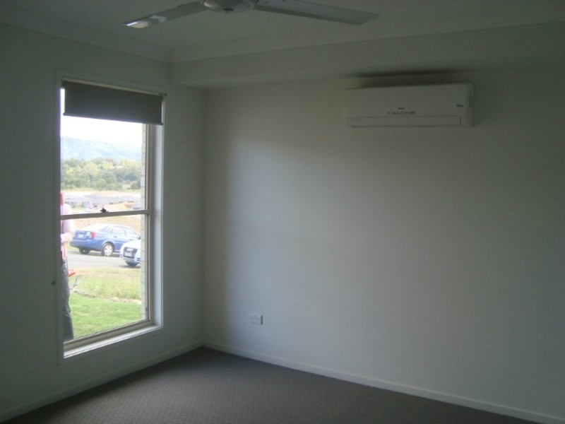 7 Cairnlea Drive, Pimpama QLD 4209