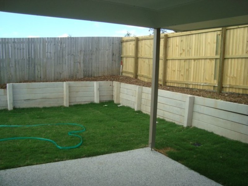 7 Cairnlea Drive, Pimpama QLD 4209