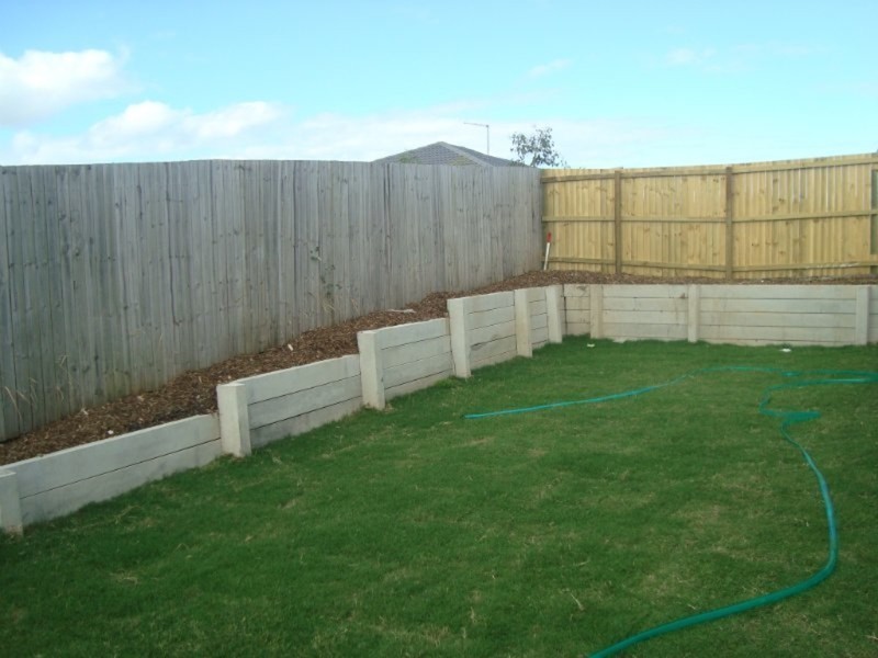 7 Cairnlea Drive, Pimpama QLD 4209