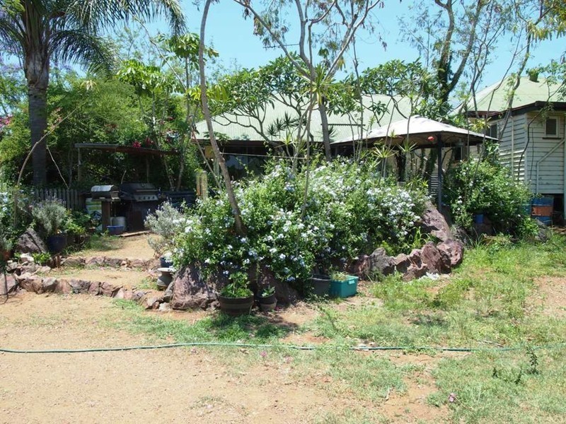Pine Mountain QLD 4306
