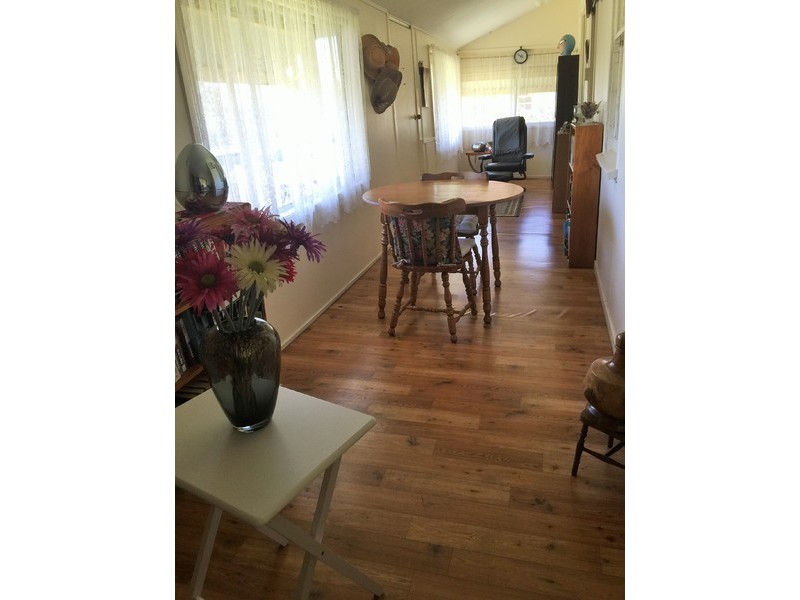 2 Dunns Avenue, Harrisville QLD 4307