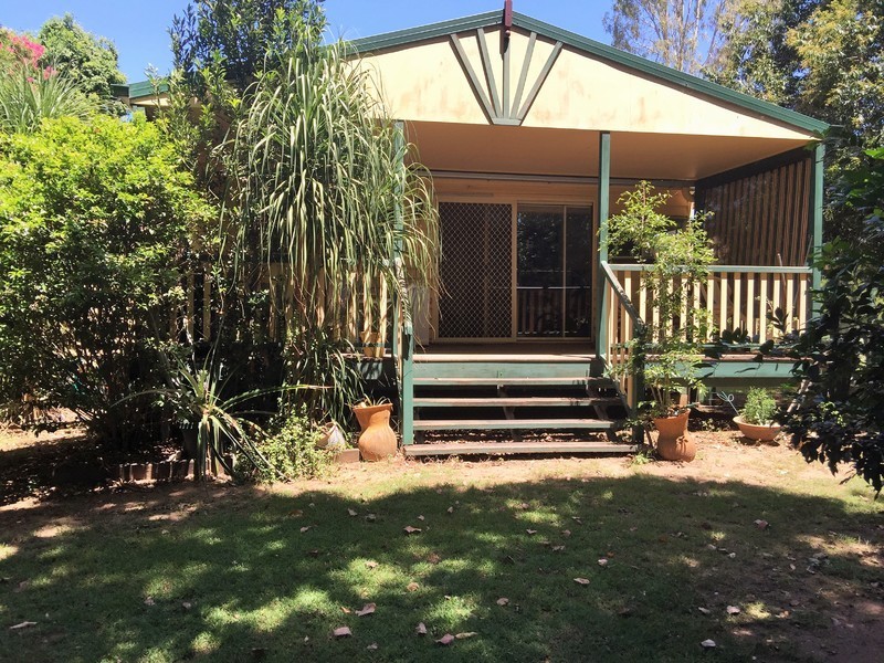 2 Dunns Avenue, Harrisville QLD 4307