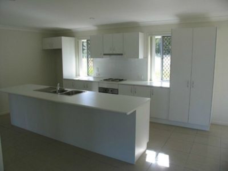 6 Mountain View Drive, Adare QLD 4343