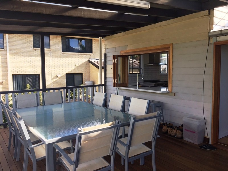 6 teape Street, Silkstone QLD 4304