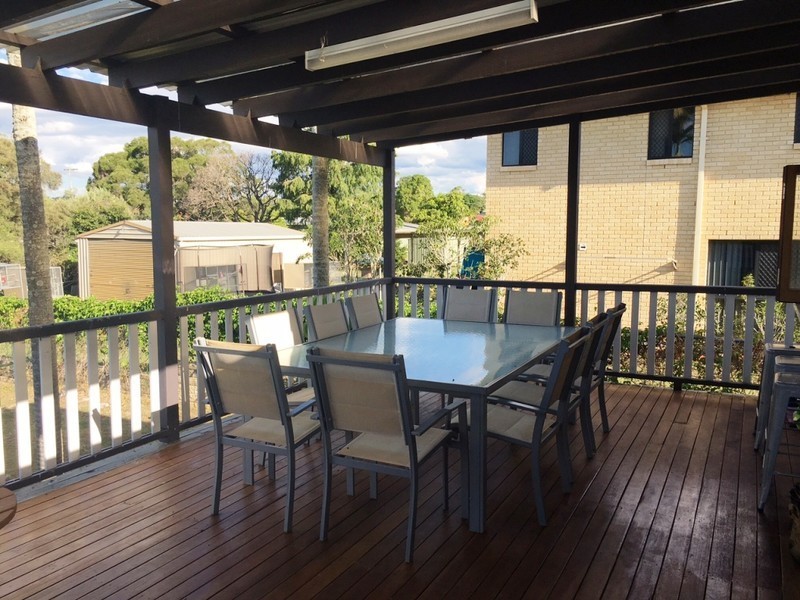 6 teape Street, Silkstone QLD 4304