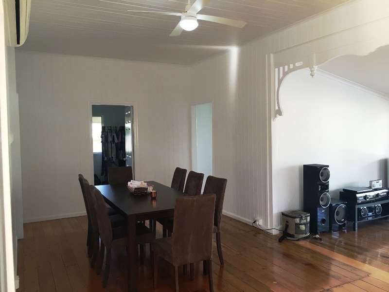 6 teape Street, Silkstone QLD 4304