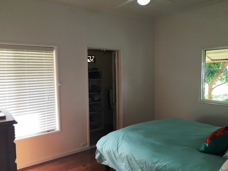 6 teape Street, Silkstone QLD 4304