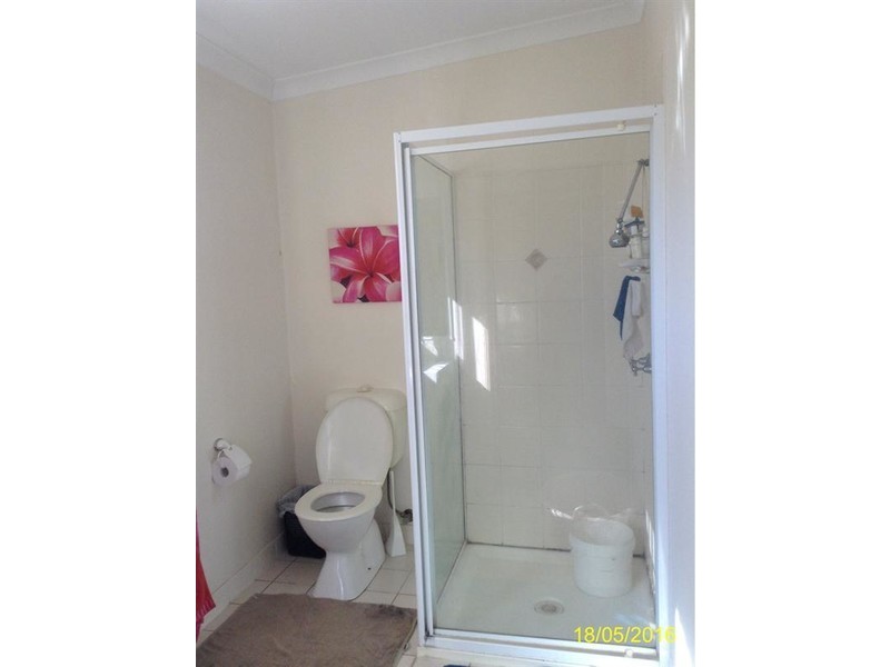 8 Betty Street, Macleay Island QLD 4184