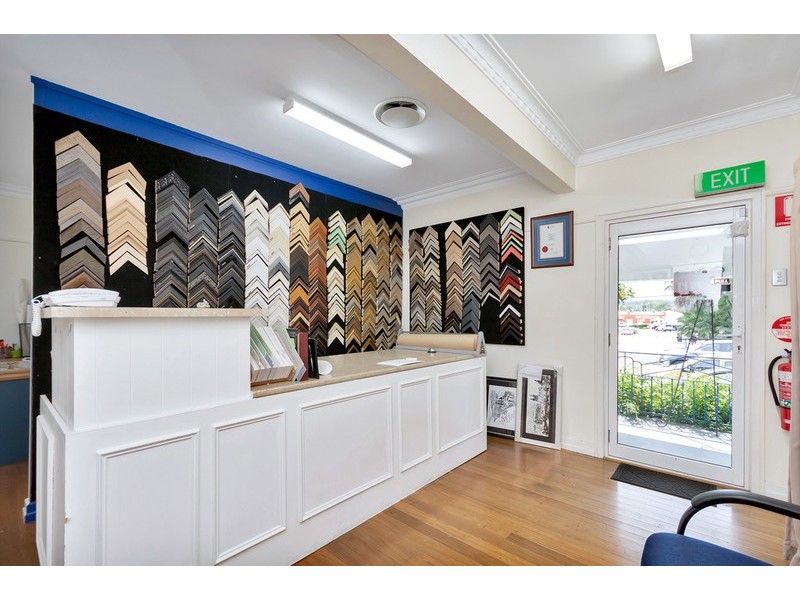 3 Hamilton Street, Booval QLD 4304
