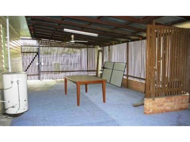 3 Hamilton Street, Booval QLD 4304