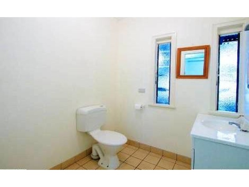 3 Hamilton Street, Booval QLD 4304