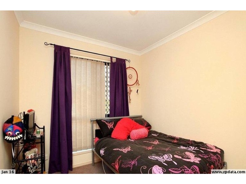 18 Links Avenue, Meadowbrook QLD 4131